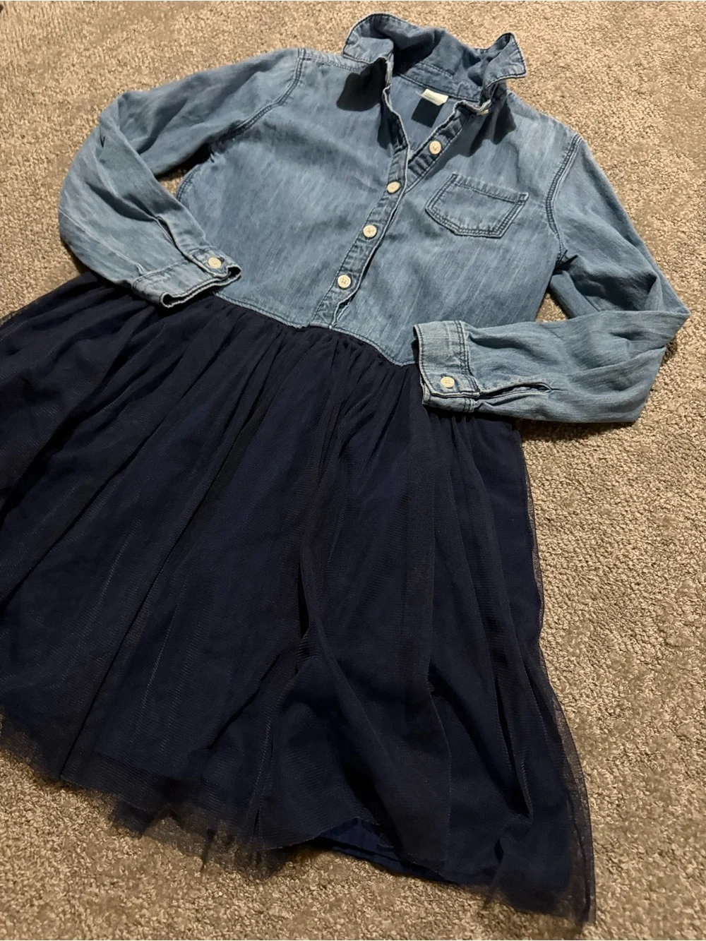 Oshkosh young girls long sleeve dress denim and blue size 7 super cute